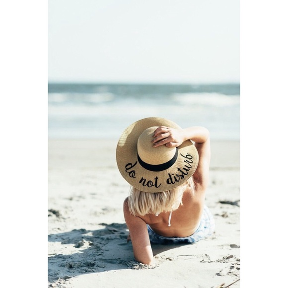 Accessories - • DO NOT DISTURB FLOPPY STRAW SUN HAT •